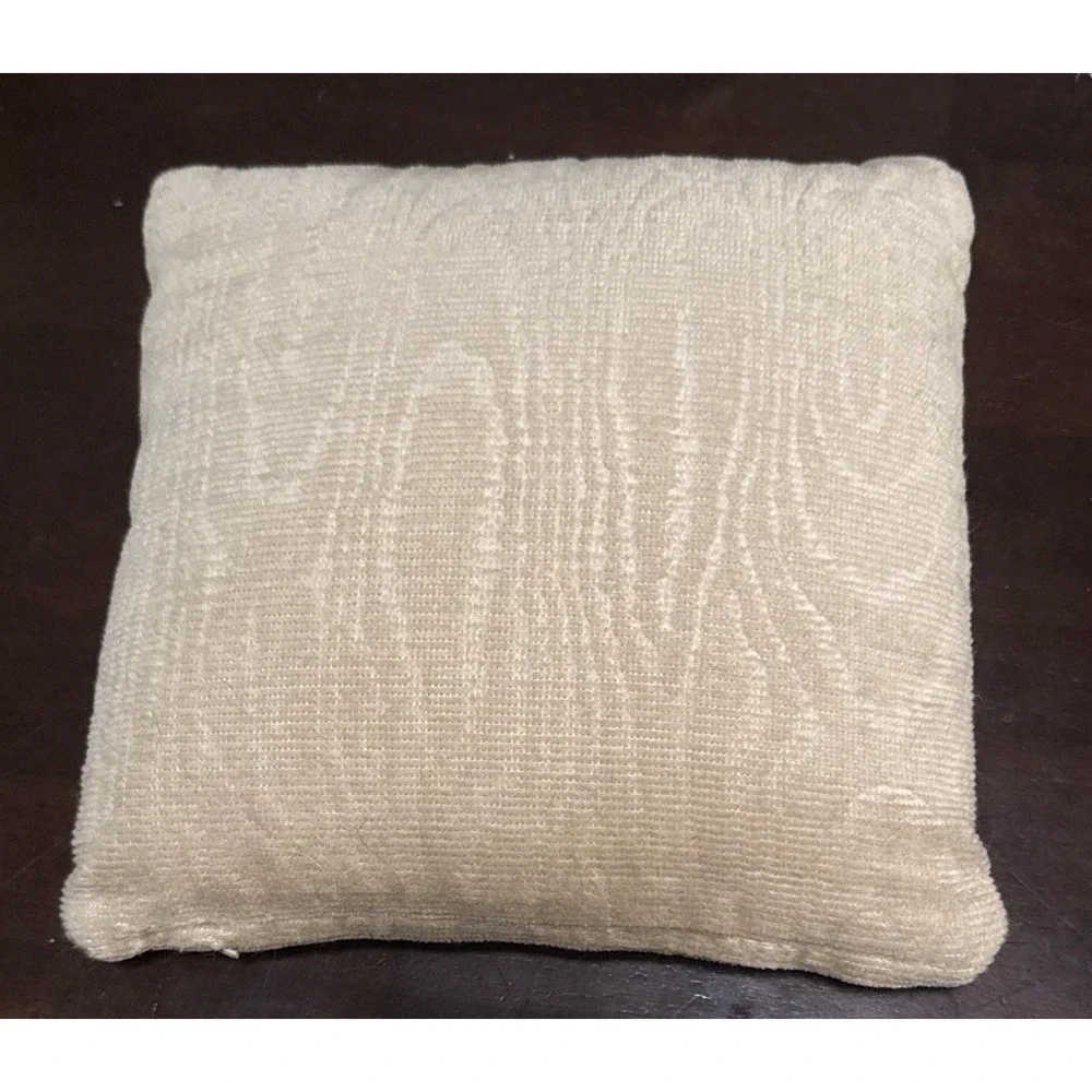 Vintage Handmade Decorative Throw Pillow Persian Cats Playing 9